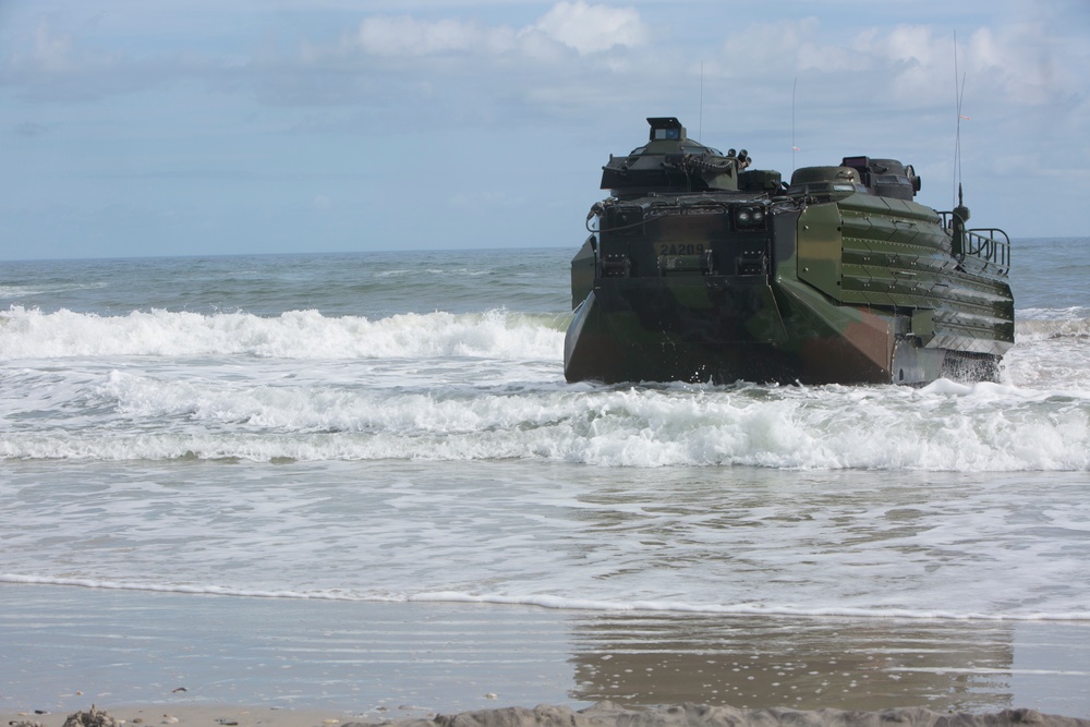 2nd Assault Amphibian Battalion Land to Shore Maneuvers