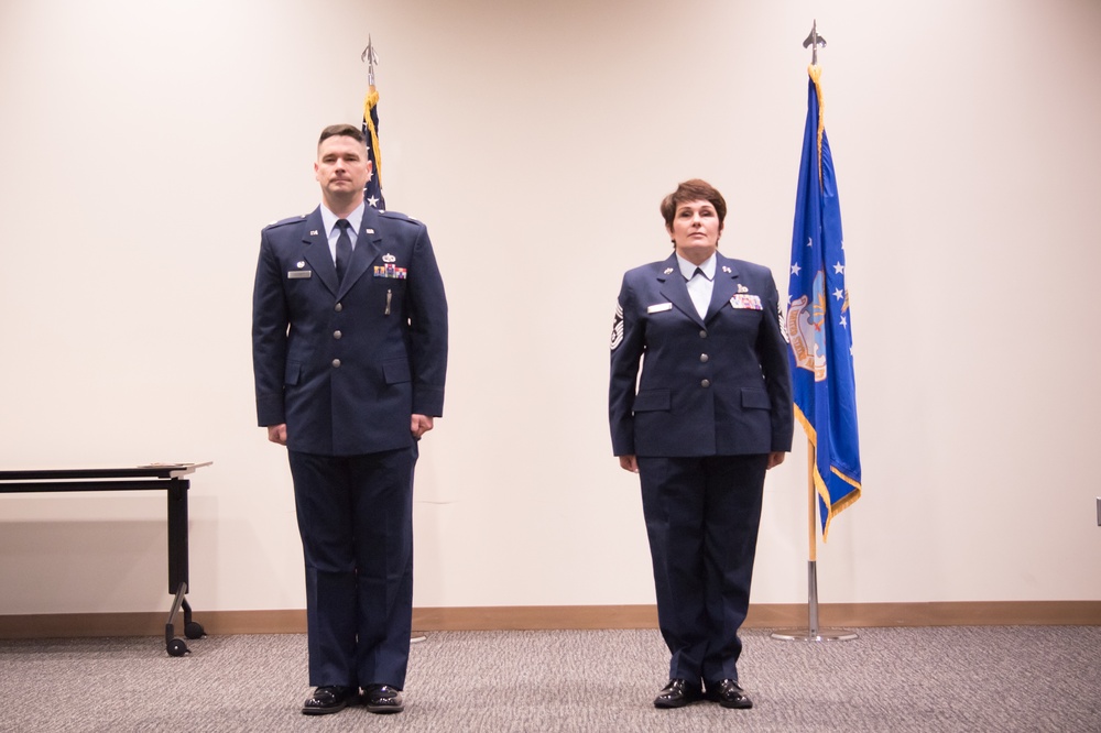 New chief to Citizen Airmen: go beyond the swipe