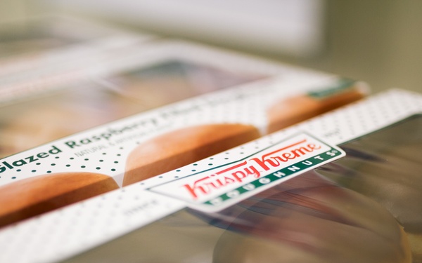 Exchange Bakeries Nourish Troops’ Spirits Overseas with Fresh-Baked Tastes of Home