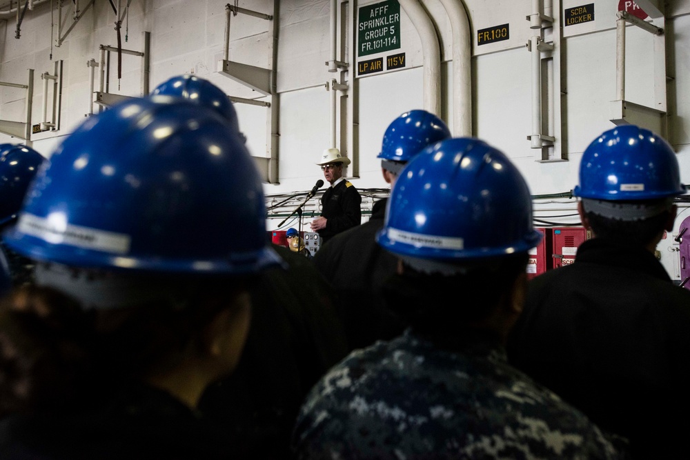Capt. Buzz Donnelly USS Ronald Reagan (CVN 76), addresses the crew