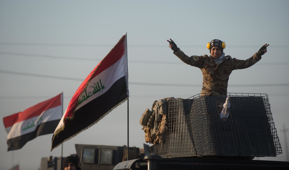 CTS convoy moves towards Mosul