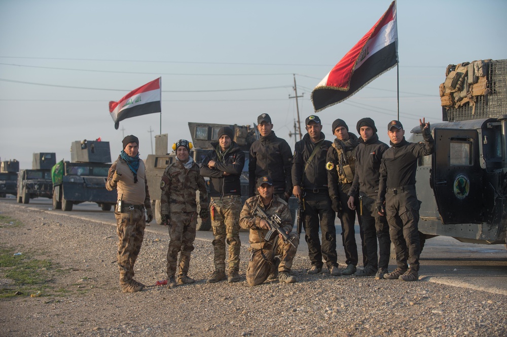 CTS convoy moves towards Mosul