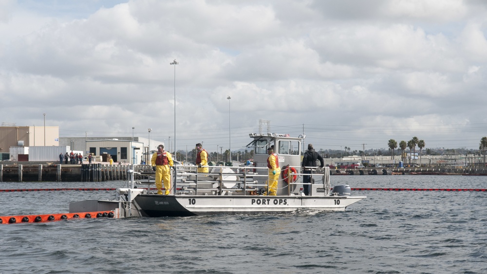 Naval Base San Diego Sailors participate in oil spill response drill