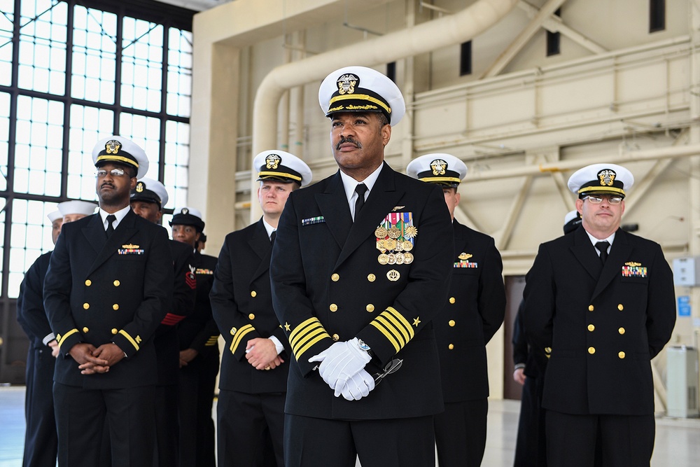 Commander, Navy Region Southeast (CNRSE) holds change of command ceremony at NAS Jacksonville