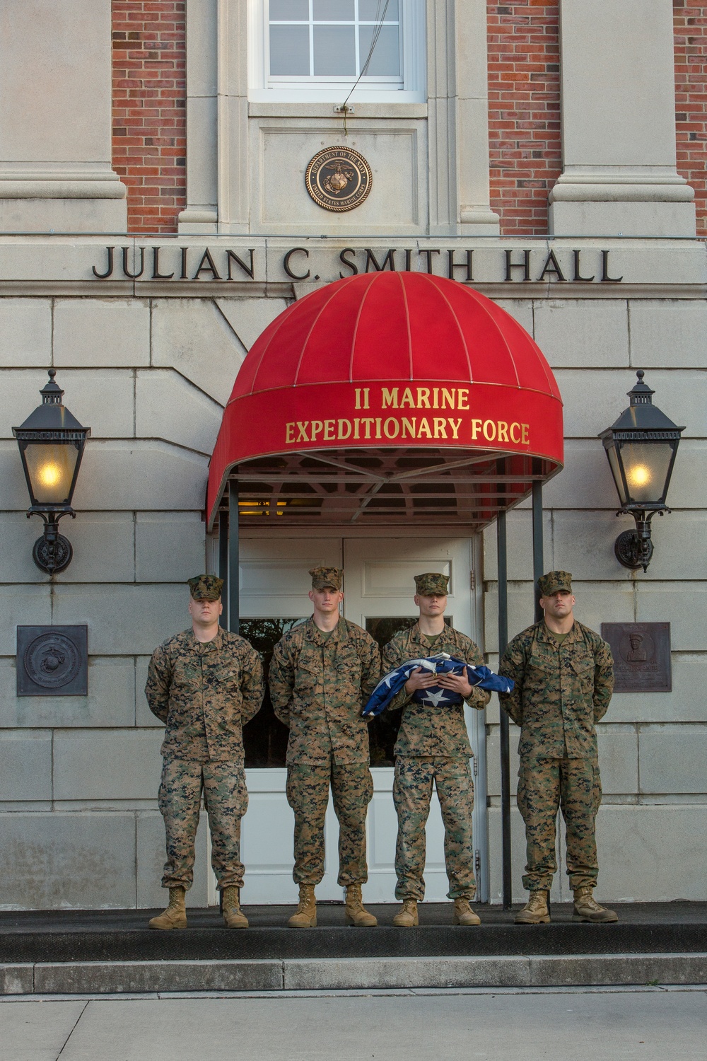 2d MARDIV Morning Colors and Awards Ceremony