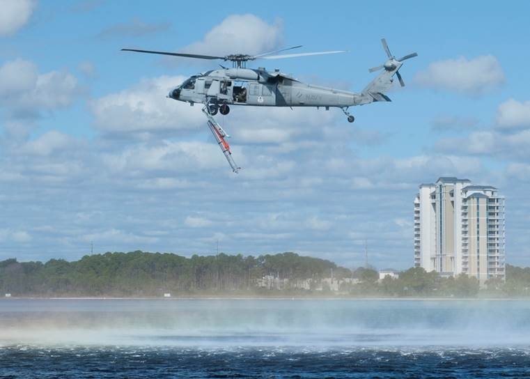 NSWC PCD Conducts MH-60S Deployment, Recovery of MK-18 Mod 2