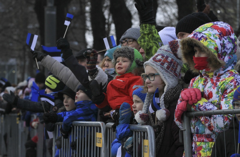 ‘Silver Lions’ of 1-68 AR celebrate Estonian Independence Day