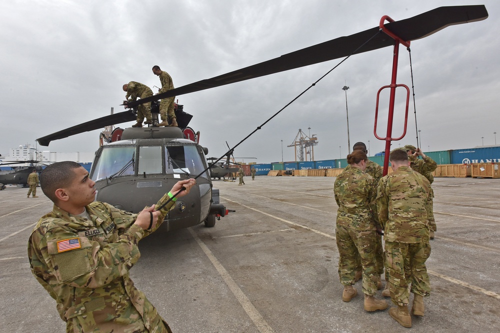 Unfolding the blades - UH-60 Black Hawks arrive in Greece