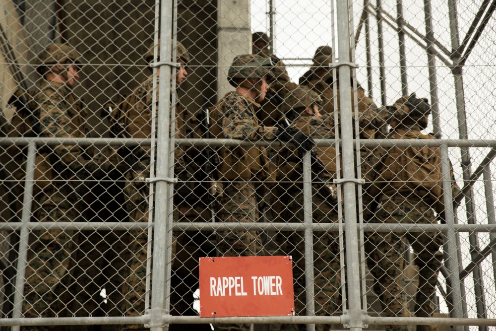 BLT 2/5 Marines practice fast roping