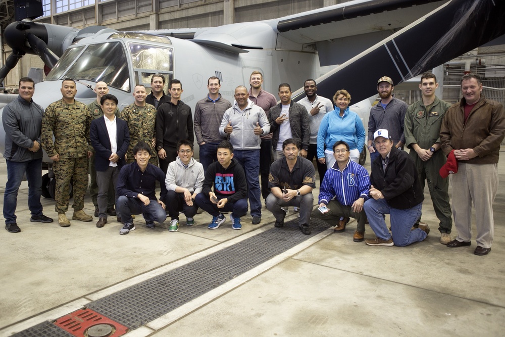 BayStars visit MCAS Futenma, tour MV-22B Osprey, dine with Marines, Ginowan City Mayor