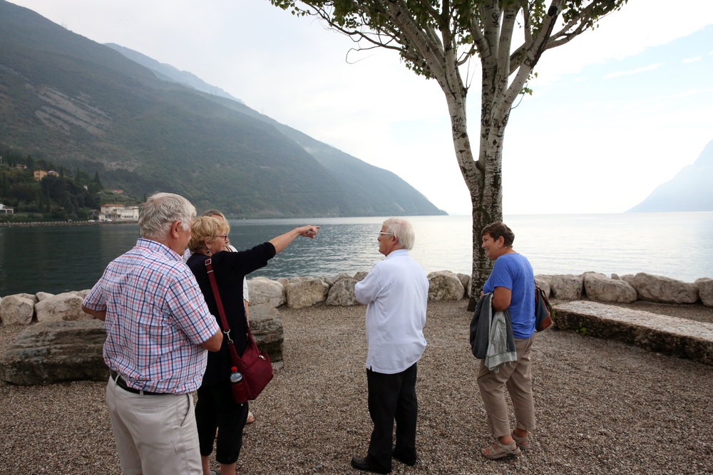 2nd Signal Brigade staff ride teaches history, honors fallen Soldiers in Italy