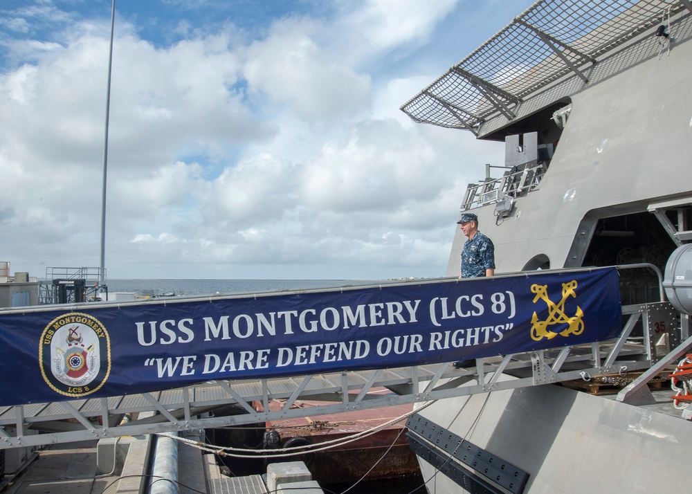 Fleet Forces Admiral visits Montgomery