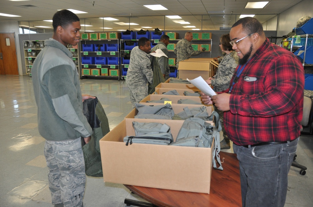 908th LRS Partners with 42nd to Supply Deployers