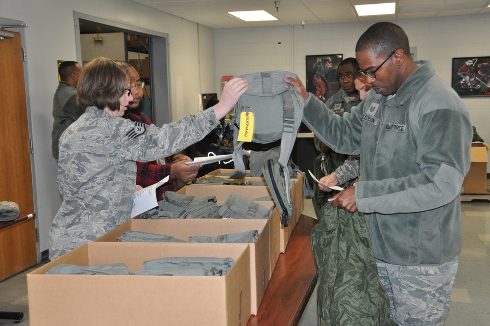 908th LRS Partners with 42nd to Supply Deployers