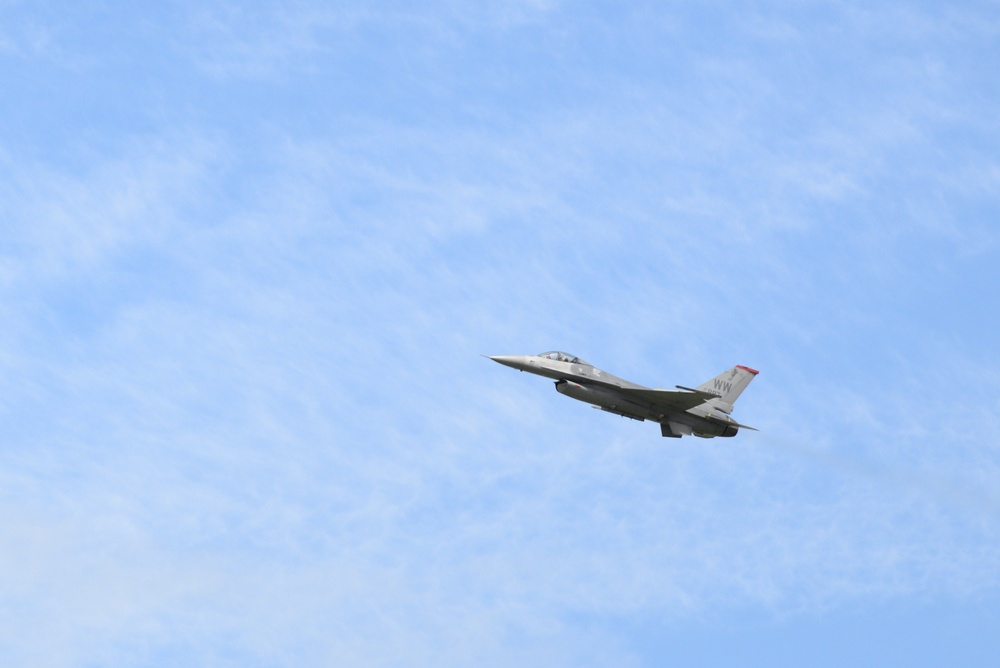 F-16 Demo Team Showcases PACAF Power Projection