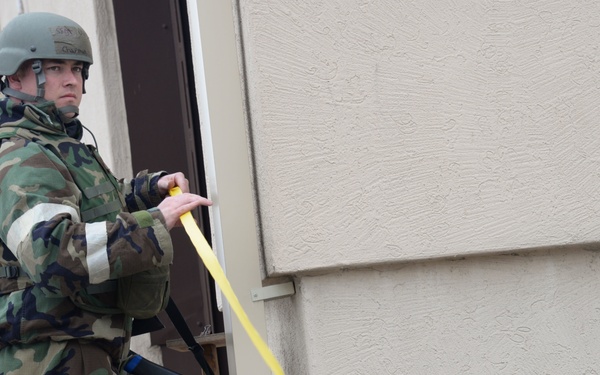 BH 17-1: Treating casualties