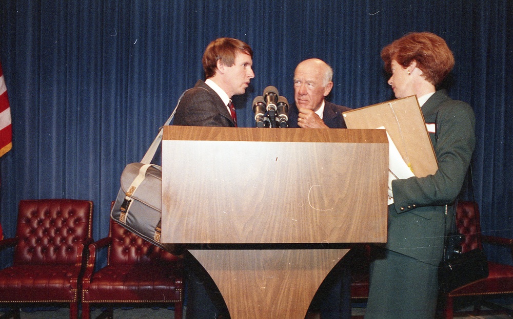 Roskens - End Hunger Awards 12/12/1991