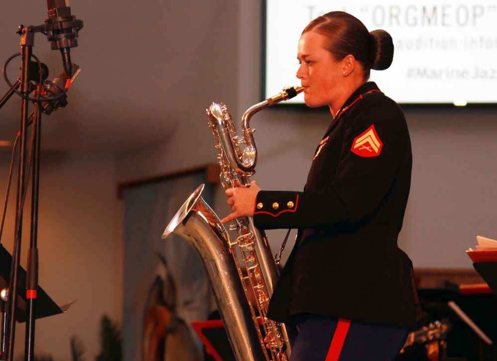 Marine Corps Jazz Orchestra Livens Up California: Concordia University