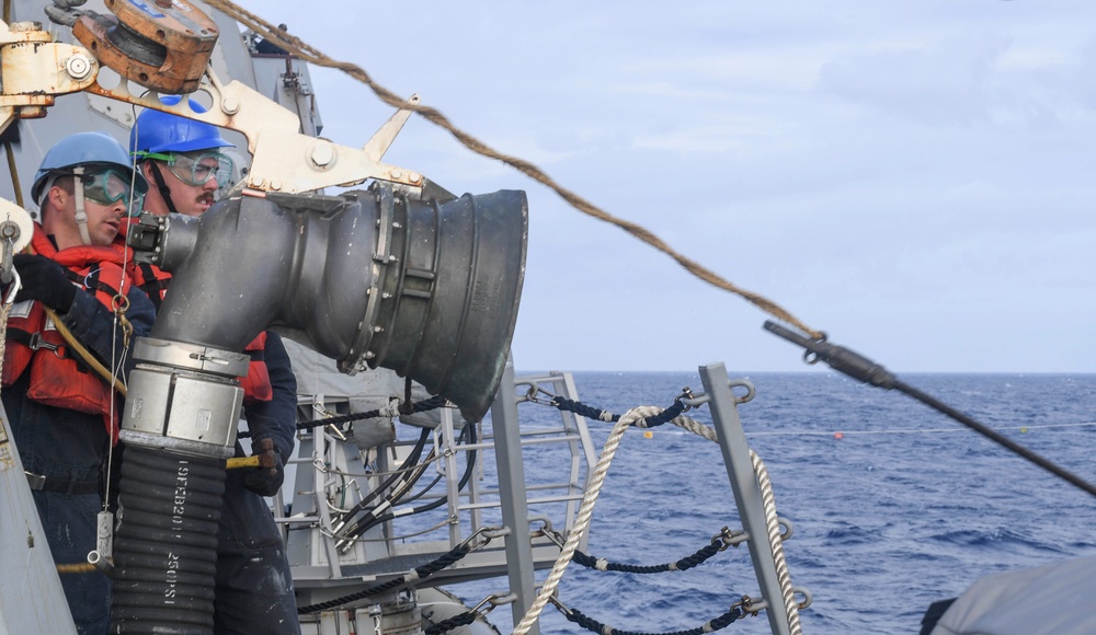 USS Wayne E. Meyer Performs Replenishment-at-Sea in the South China Sea