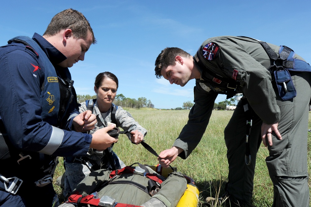 JBER medics, Australian helicopter unit conduct rescue training