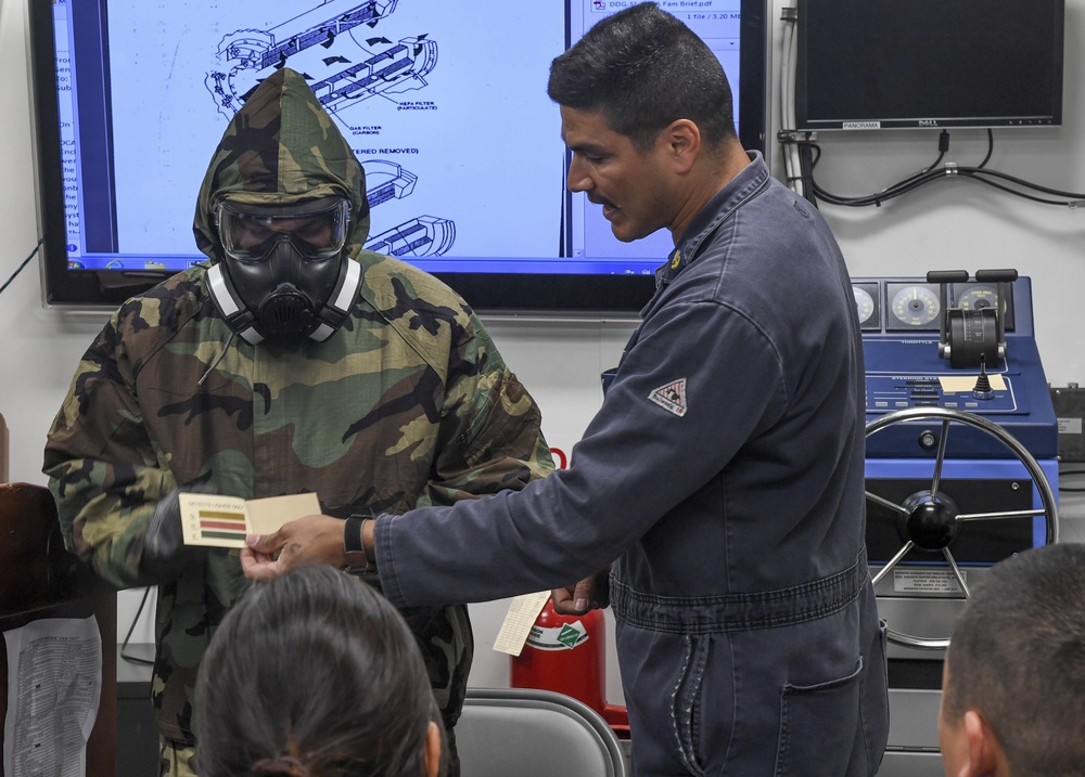 USS Wayne E. Meyer Conducts Advanced CBR Training