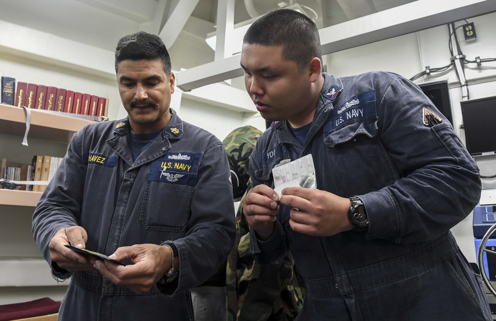 USS Wayne E. Meyer Conducts Advanced CBR Training