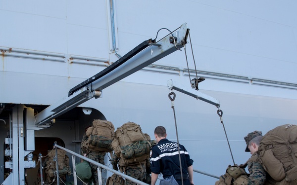 All aboard: U.S. Marines arrive in Toulon France