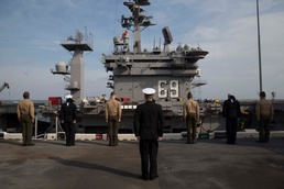 24th MEU mans the rails