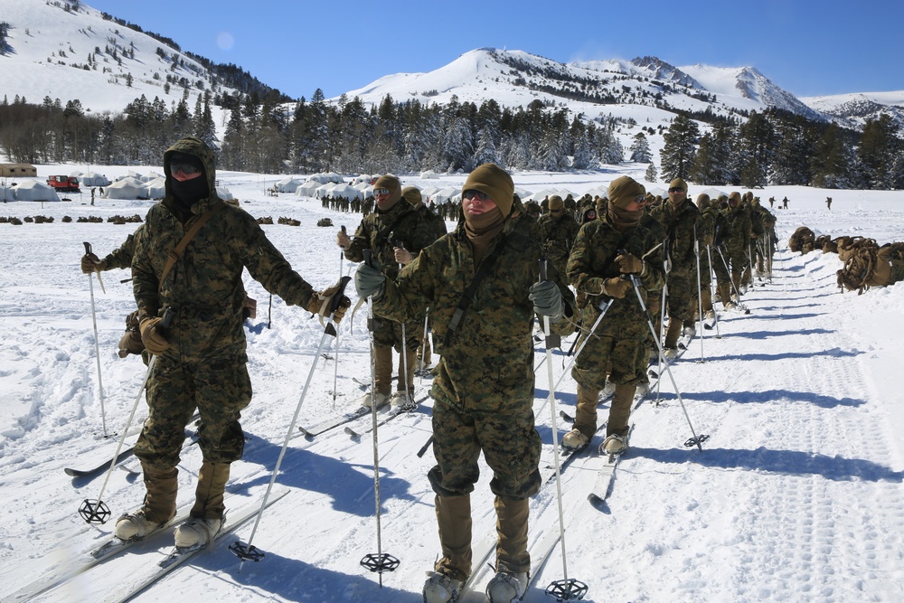 1st Combat Engineer Battalion “attacks” Mountain Training Exercise 2-17