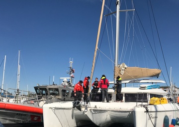 Coast Guard rescues 4 in rough seas near Thimble Shoal Channel