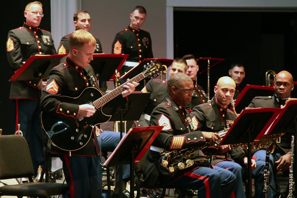 Marine Corps Jazz Orchestra Livens Up California: OC School of the Arts