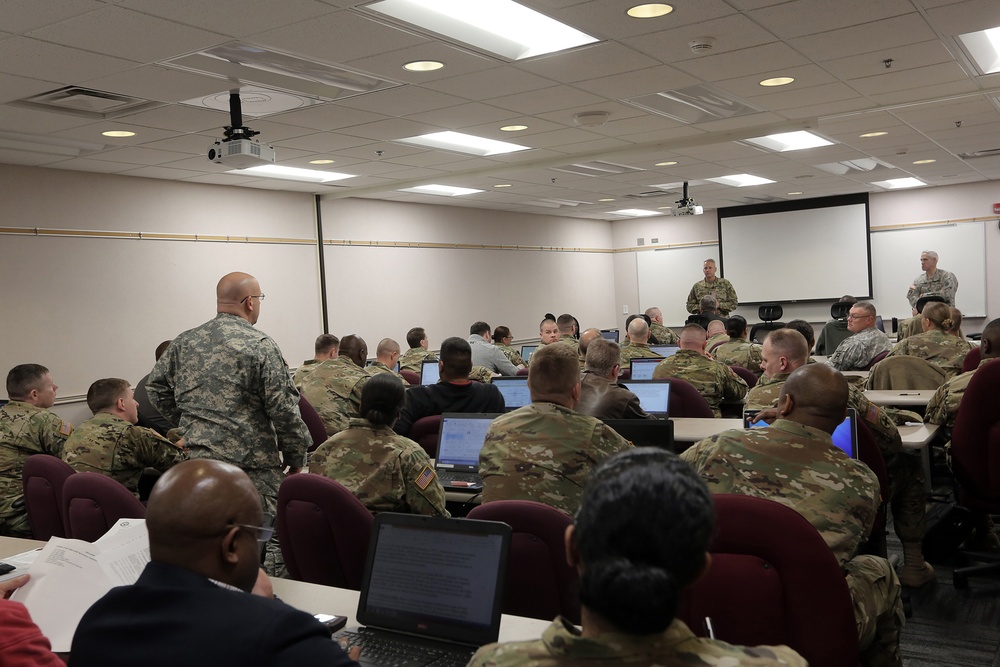 Active and Army Reserve commands partner for mobilization readiness