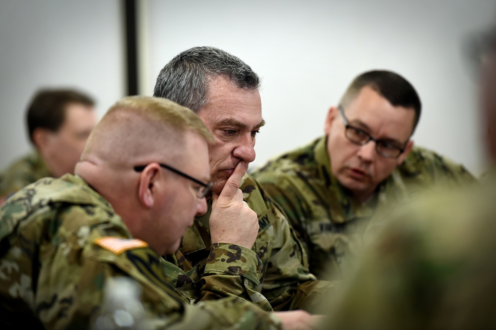 Active and Army Reserve commands partner for mobilization readiness