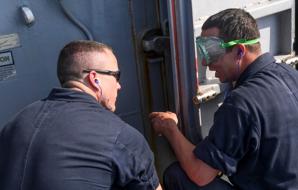 USS Wayne E. Meyer Conducts Preservation Operations