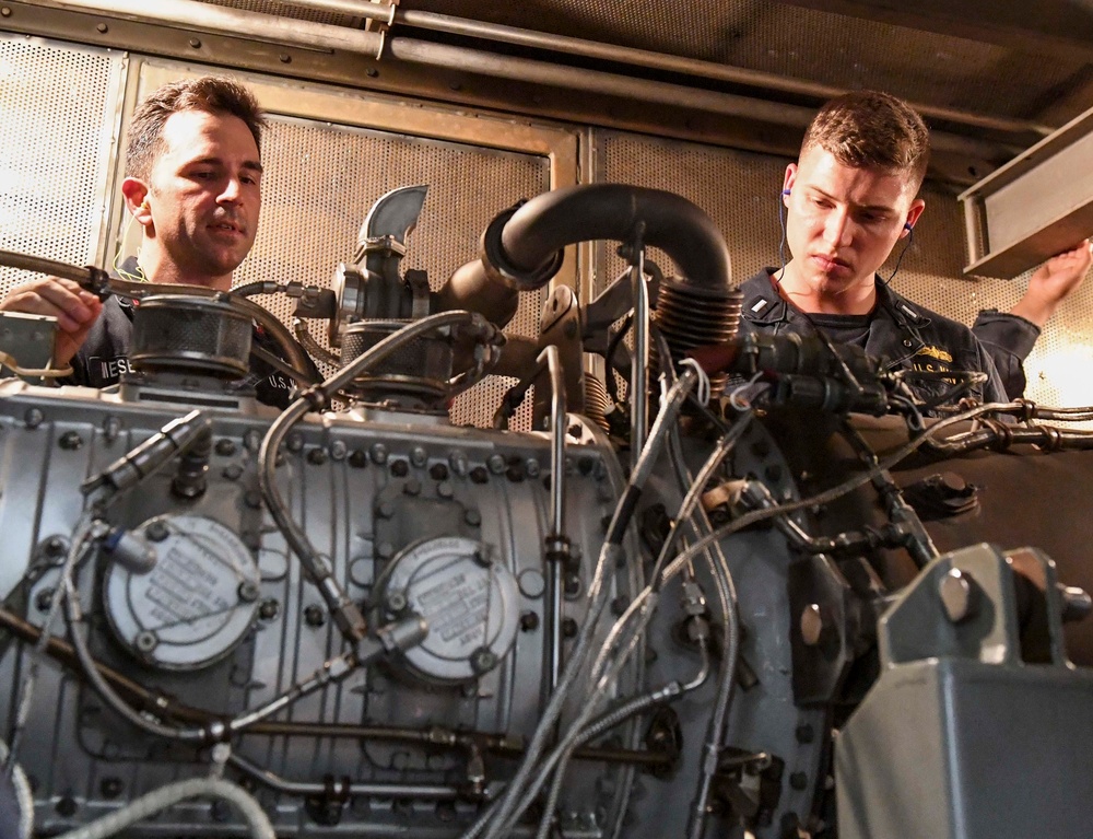 USS Wayne E. Meyer Conducts a Training Tour of Engine Rooms