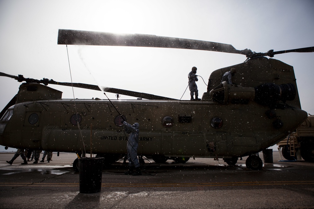 Soldiers conduct detail aircraft decontamination training