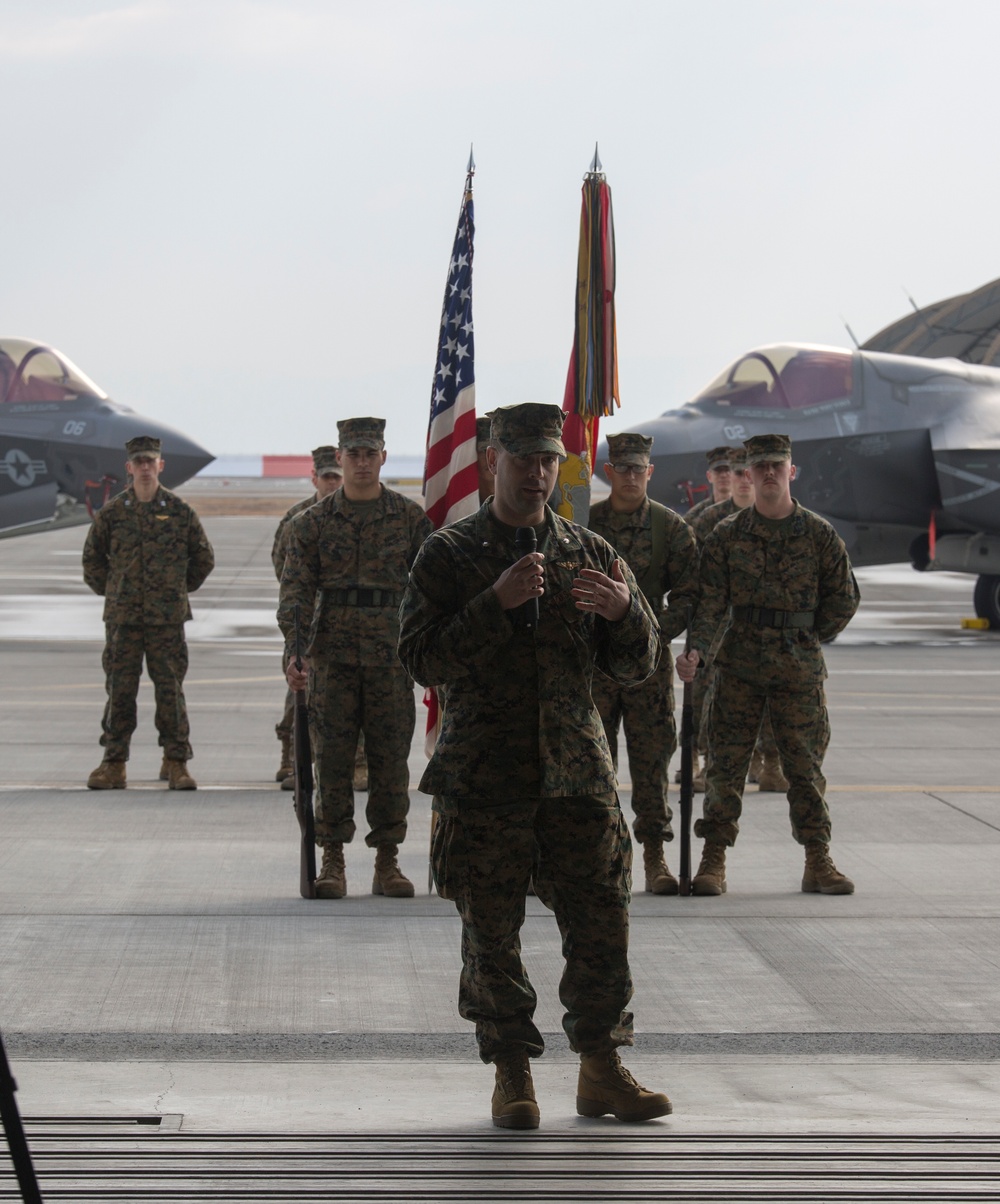 VMFA-121 change of command