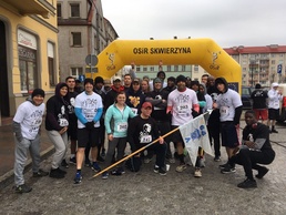 100 64th BSB Soldiers join memorial run in Poland