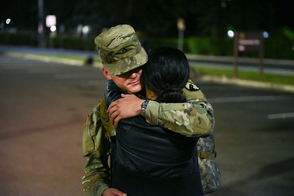 301st Military Police Company Receives Farewell Days after Yellow Ribbon Event