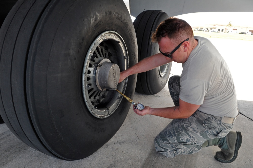 Utah Air Guard conducts crucial aeromedical evacuation mission in Pacific