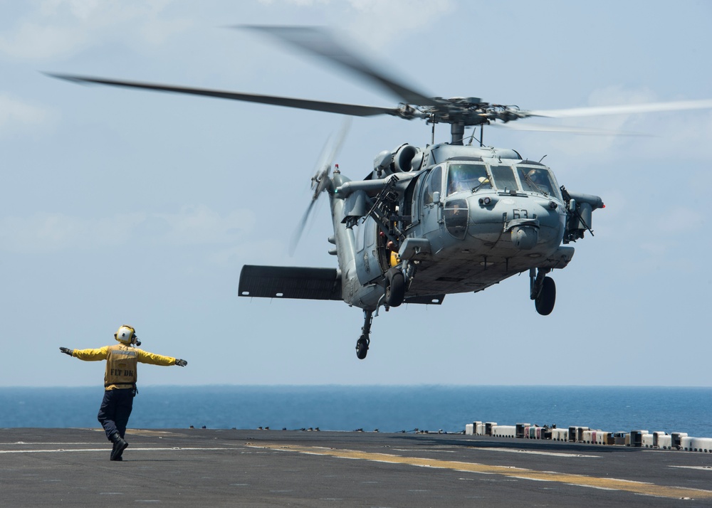 USS MAKIN ISLAND FLIGHT OPS