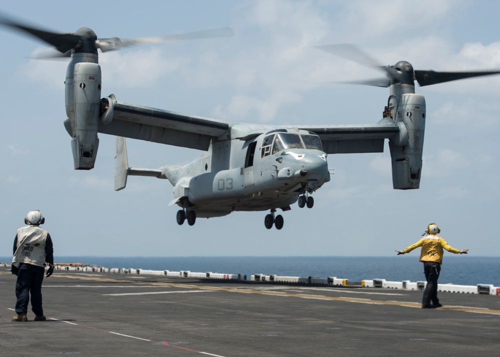 USS MAKIN ISLAND FLIGHT OPS