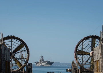 USS Bonhomme Richard (LHD 6) Arrives to Okinawa, Japan