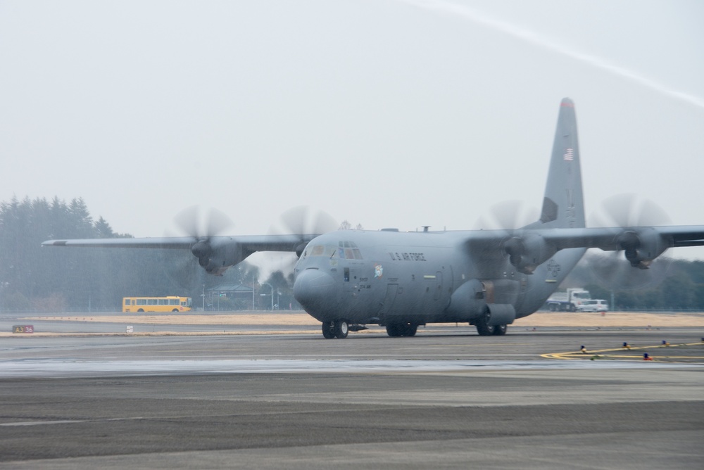 Yokota welcomes PACAF's first C-130J Super Hercules