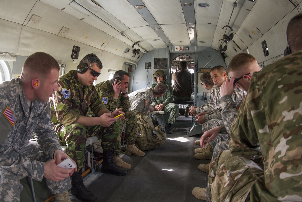 KFOR SCP Soldiers conduct mixed multi-ship training