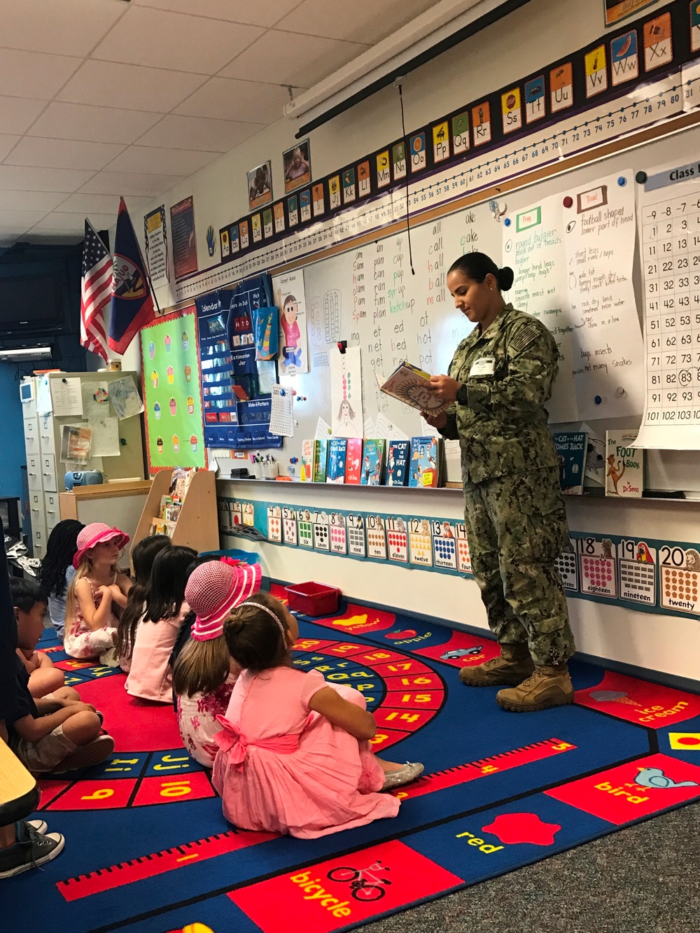 NMCB 1 Reads to Elementary School Students