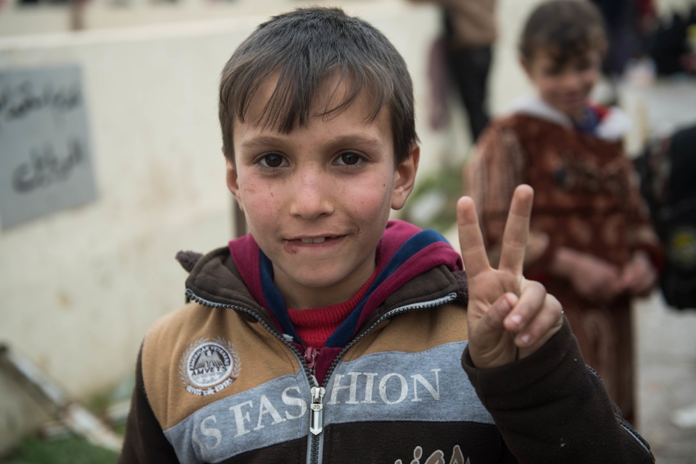 Internally displaced women and children near Mosul