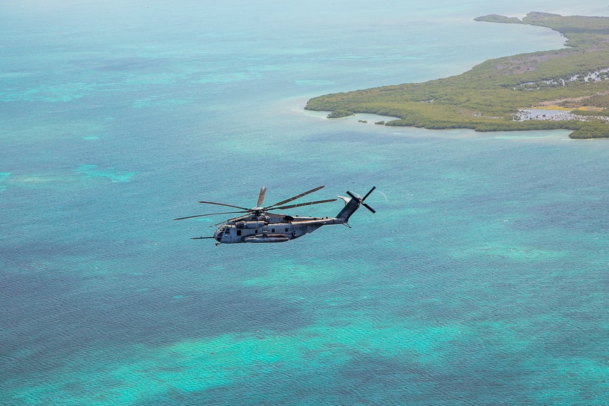 CH-53E Crosses Caribbean