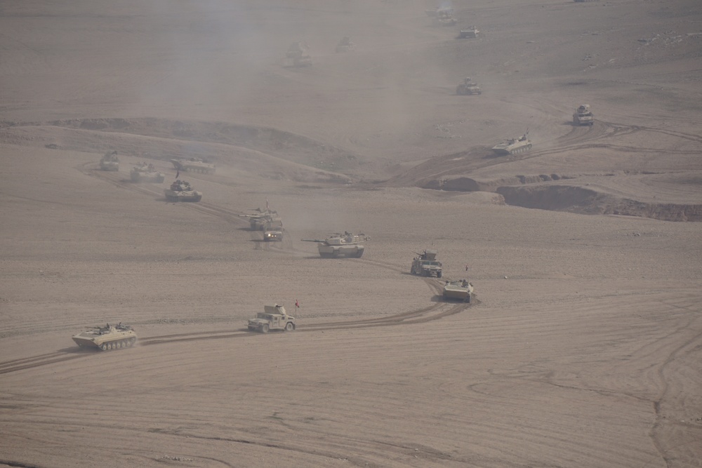 9th IAD conduct combined arms maneuver against ISIS