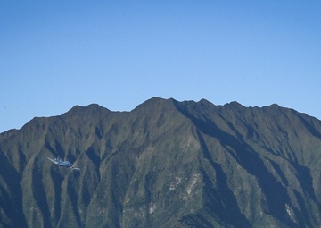 Last Golden Eagle of VP-9 flies off Marine Corps Base Hawaii